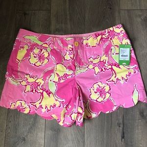 NWT Lilly Pulitzer buttercup shorts in Hotty Pink